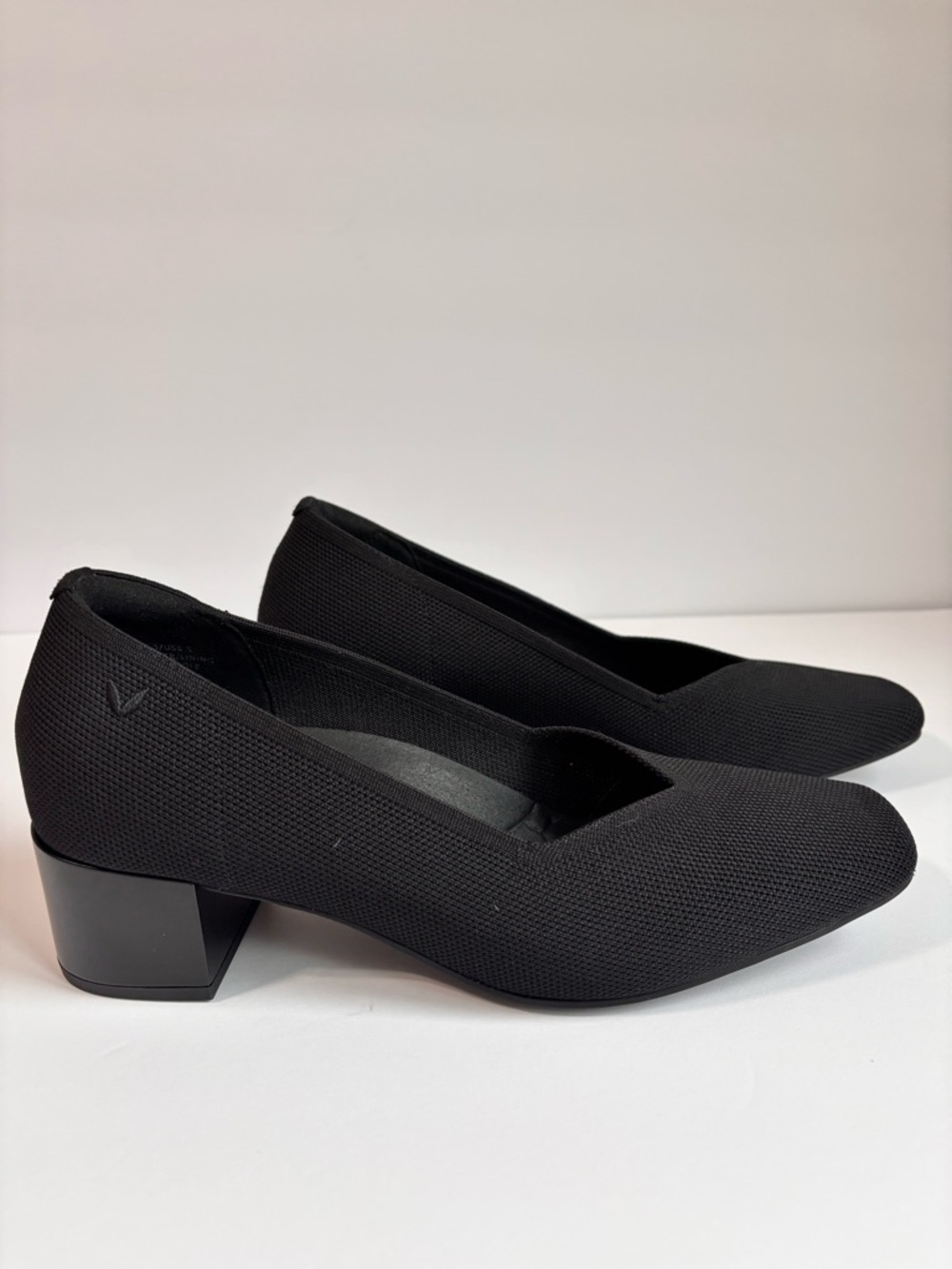 VIVAIA Megan Square Toe Heels Black  Women's US 8.5  EU 39.5